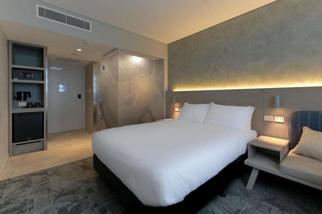 Holiday Inn Express & Suites Sunshine Coast By Ihg Maroochydore Extérieur photo