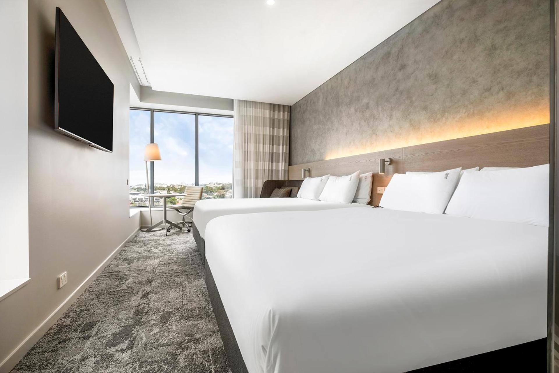 Holiday Inn Express & Suites Sunshine Coast By Ihg Maroochydore Extérieur photo