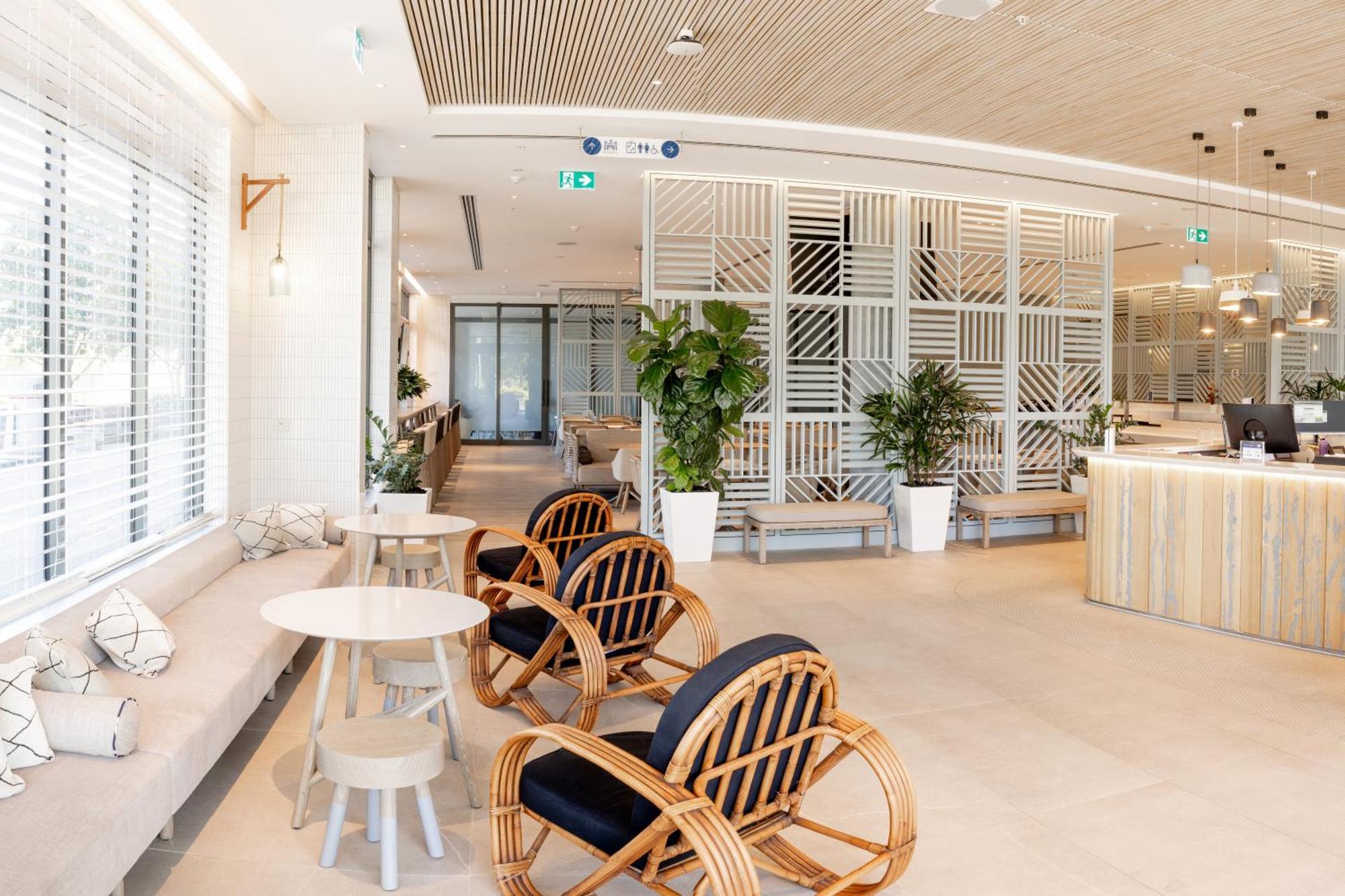 Holiday Inn Express & Suites Sunshine Coast By Ihg Maroochydore Extérieur photo